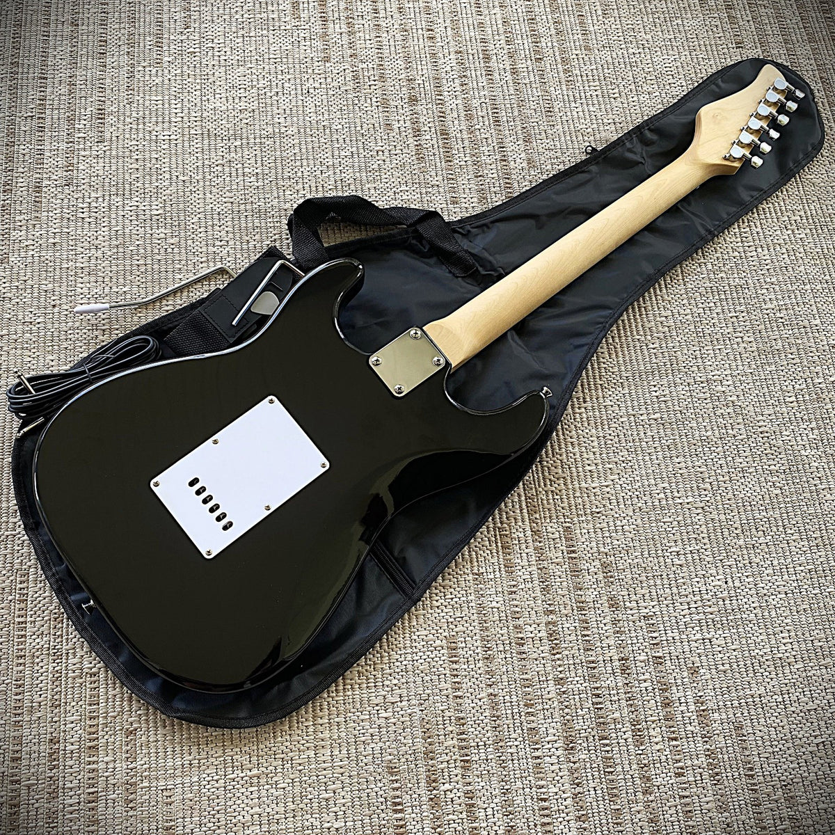 39" Full-Size Black Electric Guitar Package with Rosewood Fretboard, Maple Neck9