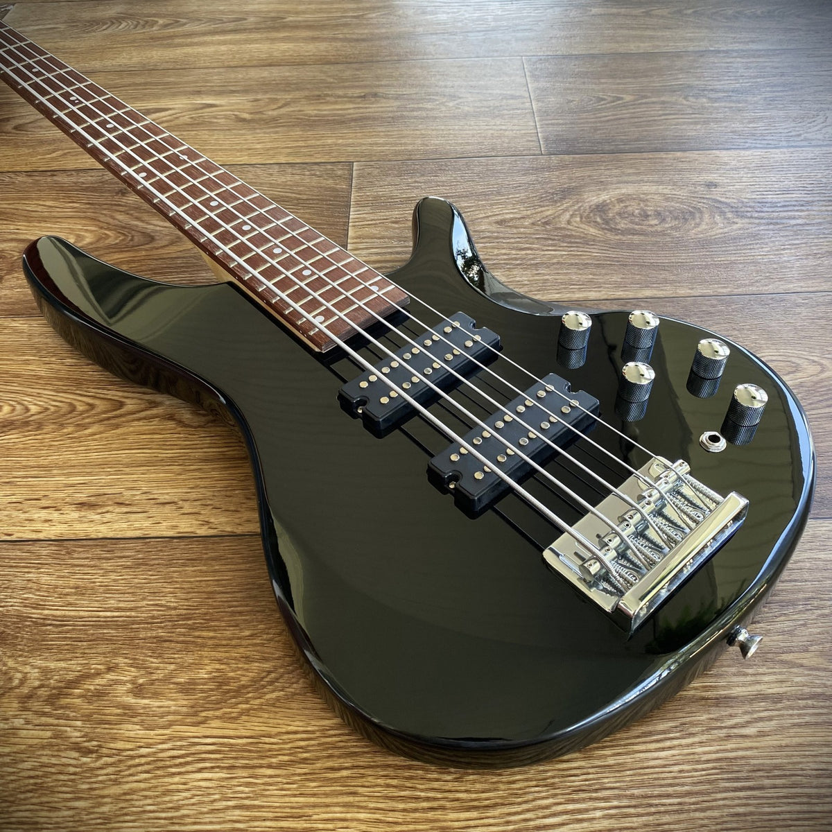 Black 5‑String Bass Guitar – Full‑Size, 24‑Fret Laurel Fretboard, HH Pickups10