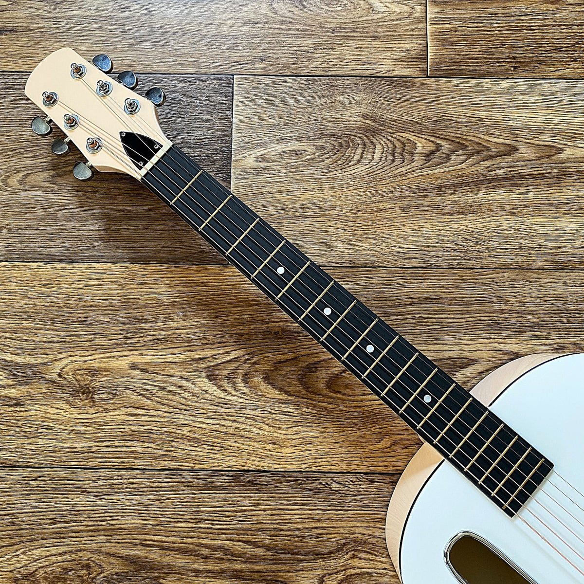 38" White Parlor Acoustic Guitar Beginner Package, Offset Soundhole, Peach Back8