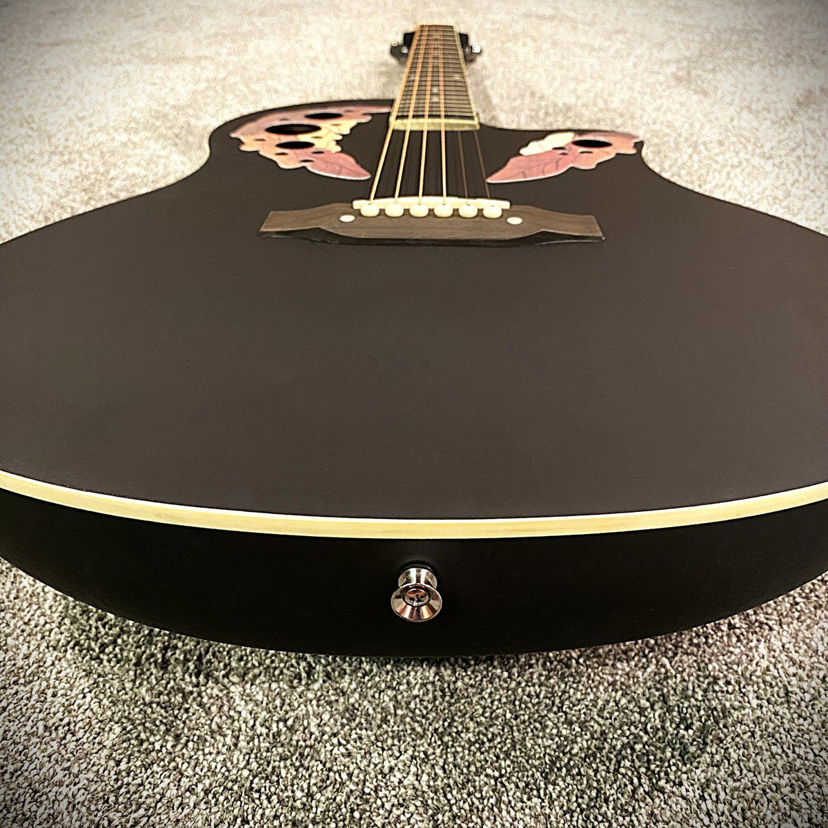 41" Black Acoustic Guitar – Cutaway Body, Laminate Spruce Top, ABS Rounded Back6