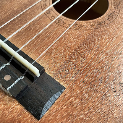 Mahogany 23" Concert Ukulele Starter Pack – with Bag, Tuner, Capo, Strap & Picks13