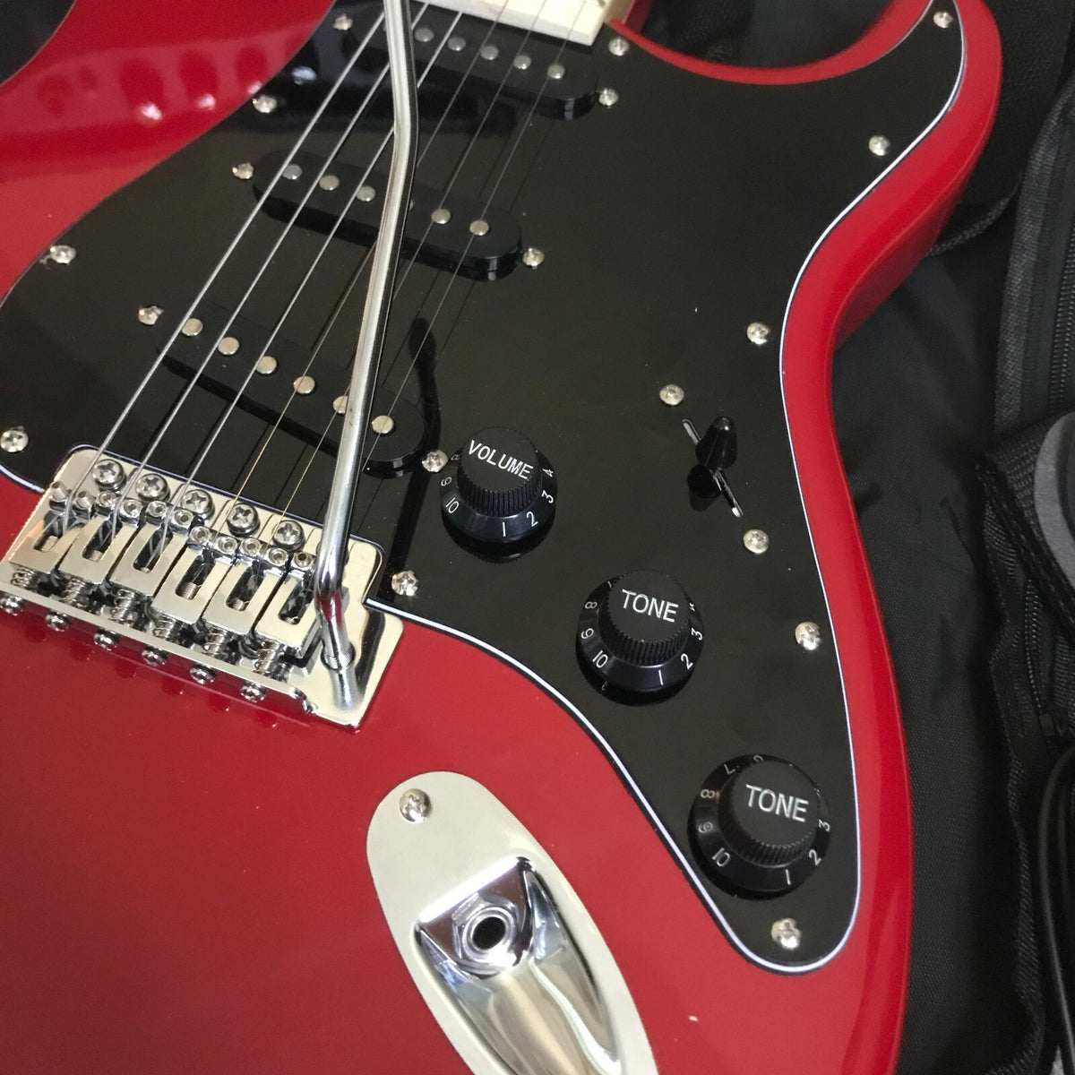 Full-Size Red Electric Guitar Starter Package with Amp, Gig Bag, and Accessories7