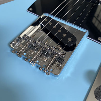 Full‑Size Arctic Blue Electric Guitar – Dual Single‑Coil Pickups, Maple Neck3