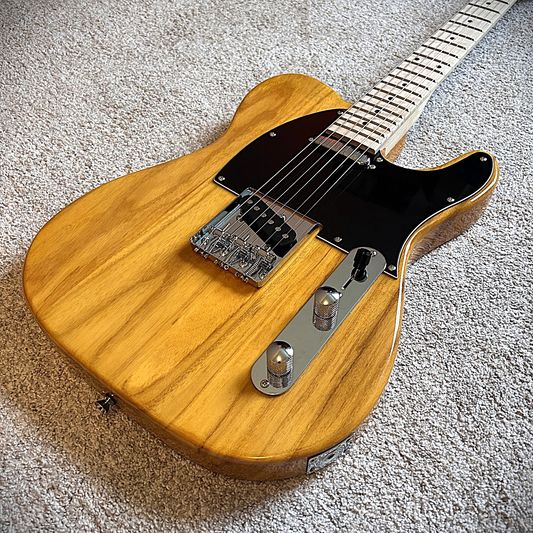 Full-Size 39" Single Cutaway Trans-Yellow Electric Guitar Package w/ Maple Neck0