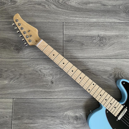 Full‑Size Arctic Blue Electric Guitar – Dual Single‑Coil Pickups, Maple Neck7