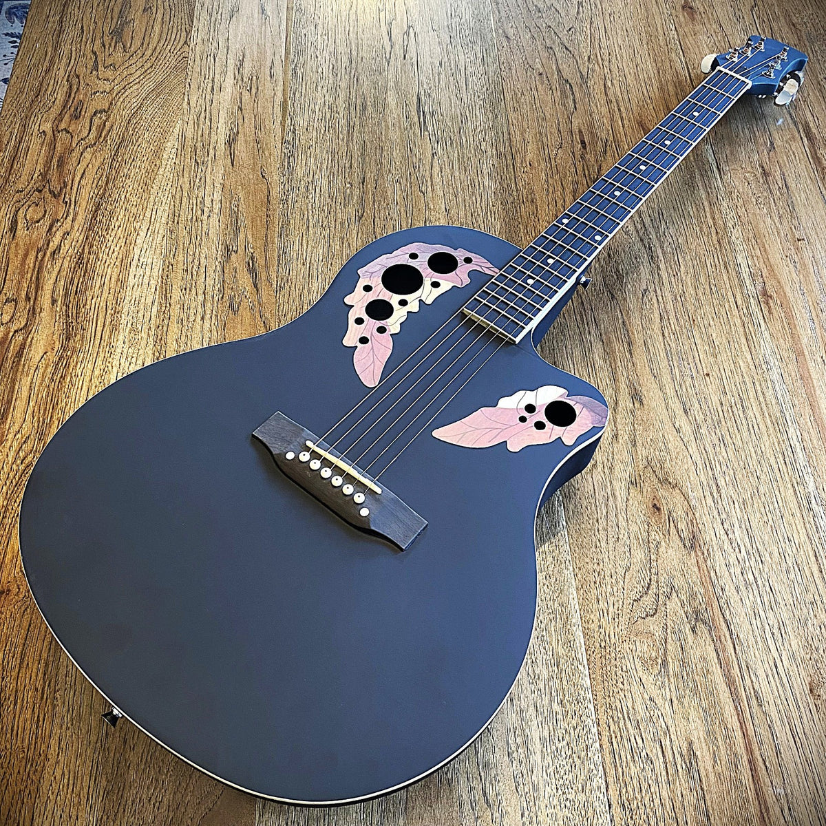 41" Black Acoustic Guitar – Cutaway Body, Laminate Spruce Top, ABS Rounded Back11