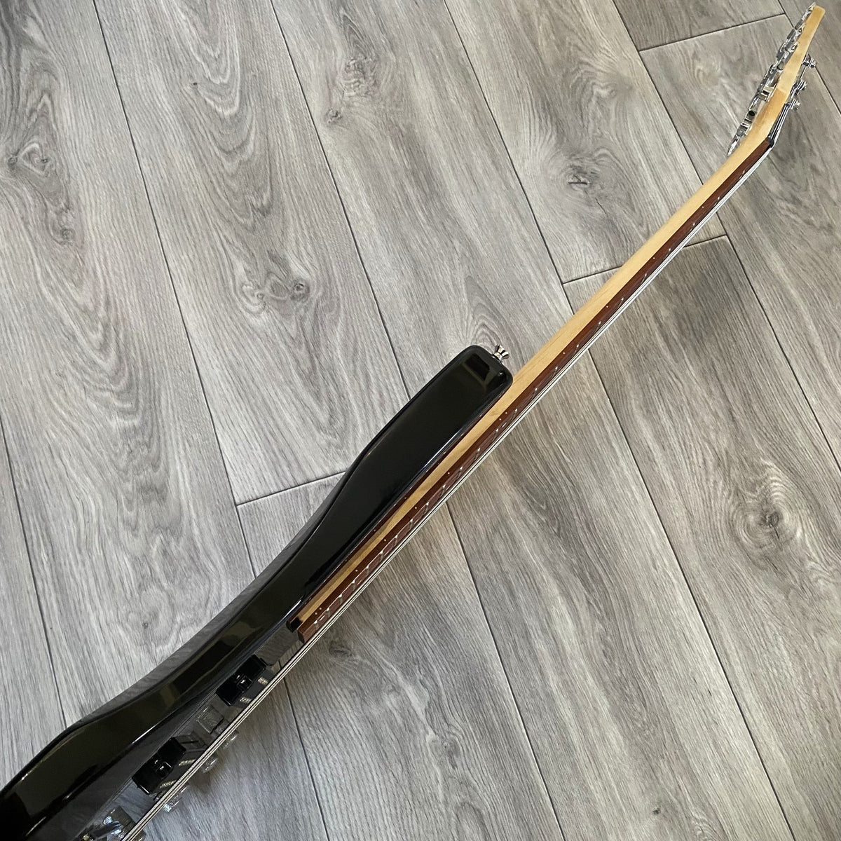 Black 5‑String Bass Guitar – Full‑Size, 24‑Fret Laurel Fretboard, HH Pickups15