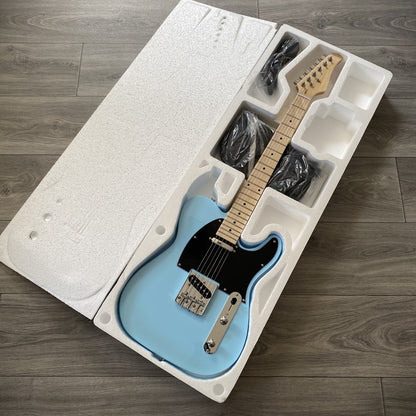 Full‑Size Arctic Blue Electric Guitar – Dual Single‑Coil Pickups, Maple Neck18