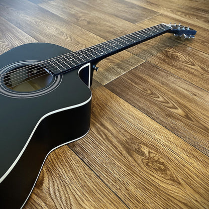 Black 41" Acoustic Electric Guitar & 15W Amp Beginner Package – Cutaway Jumbo6