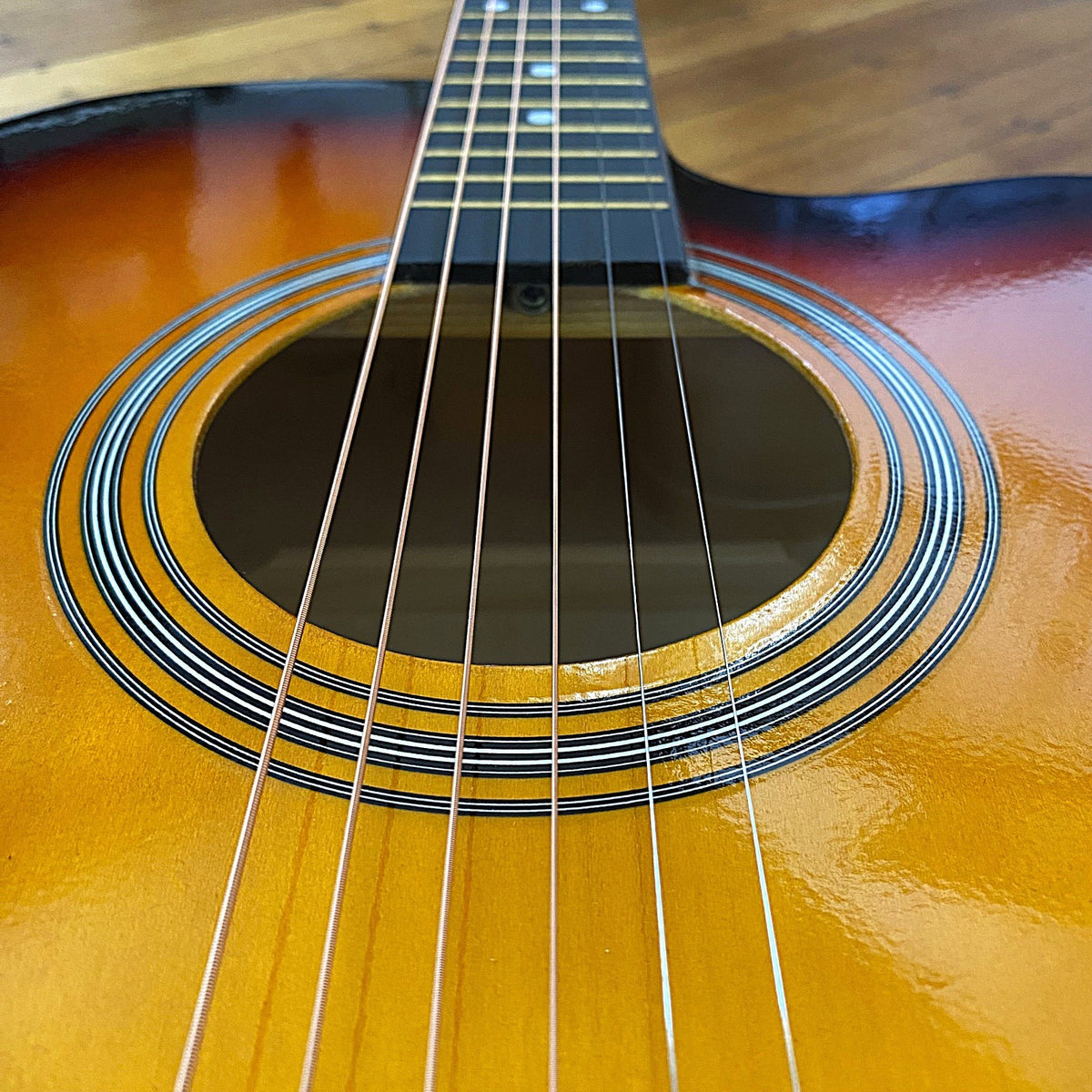 41" Sunburst Acoustic Guitar Starter Kit – Full Size Cutaway, Bag, Tuner, Capo4