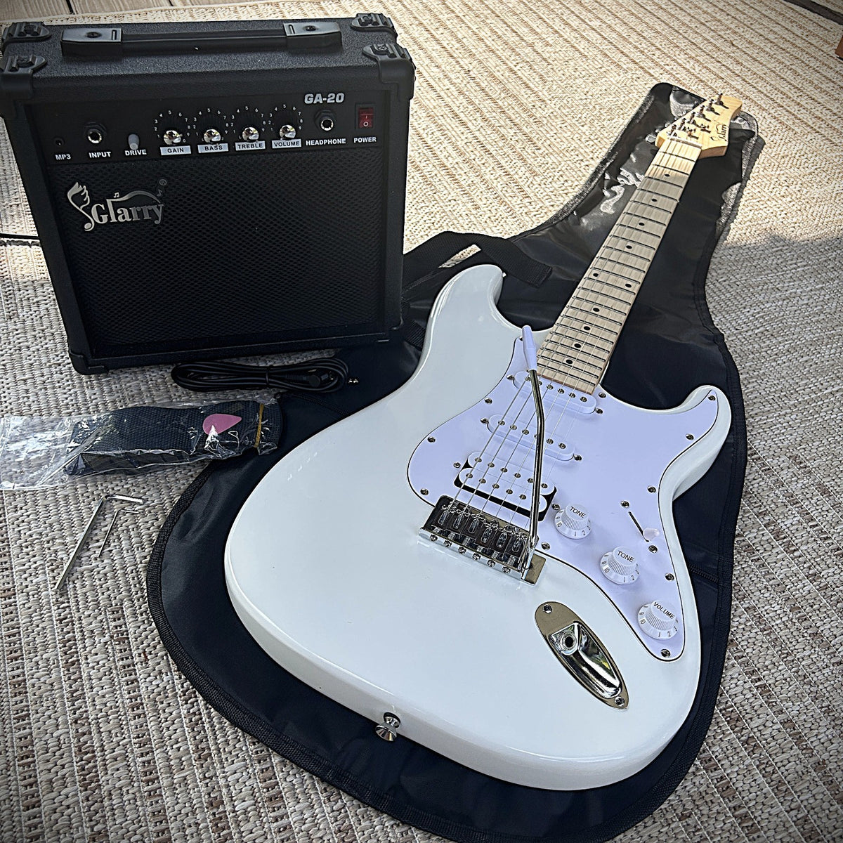 All-In-One White Electric Guitar Package with 20w Amp, Full-Size, H-S-S Pickups14