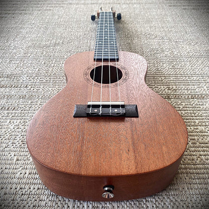 Mahogany 23" Concert Ukulele Starter Pack – with Bag, Tuner, Capo, Strap & Picks5