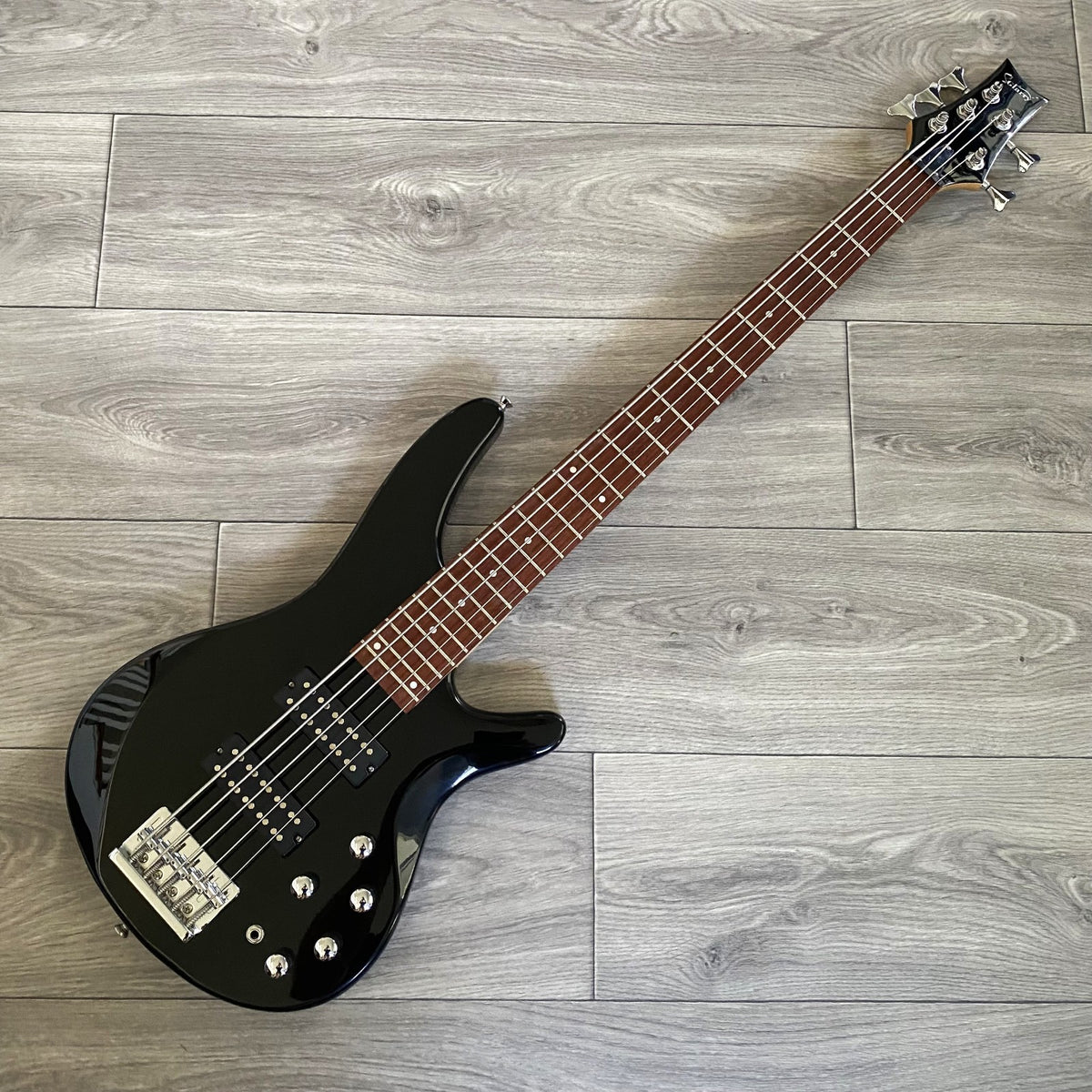 Black 5‑String Bass Guitar – Full‑Size, 24‑Fret Laurel Fretboard, HH Pickups1