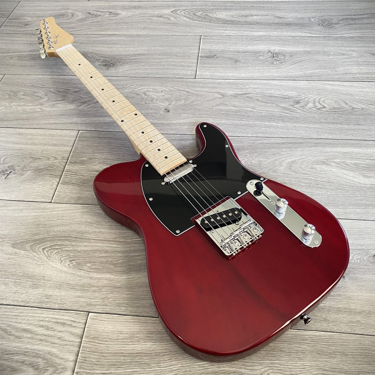 Crimson Red Electric Guitar – Full‑Size, Single Cutaway, Maple Neck & Fretboard21